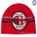 Knitted hat with logo and name of AC Milan.